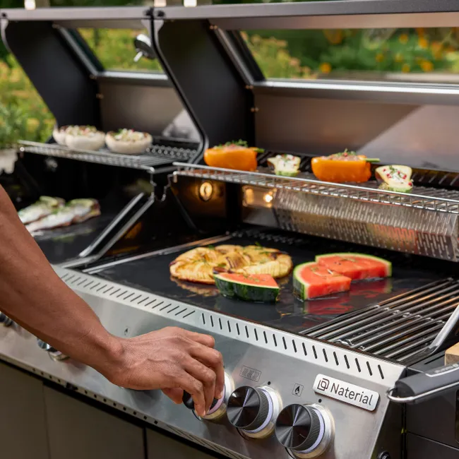 Barbacoa de gas NATERIAL Upsilon de 6 quemadores y 28.2 kw de potencia recomendado para más de 10 personas